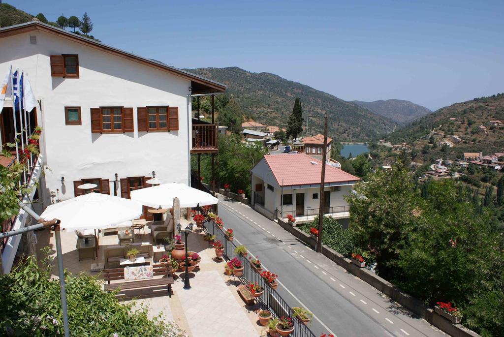 Atratsa Mountain Suites กาโลปานาโยติส ภายนอก รูปภาพ
